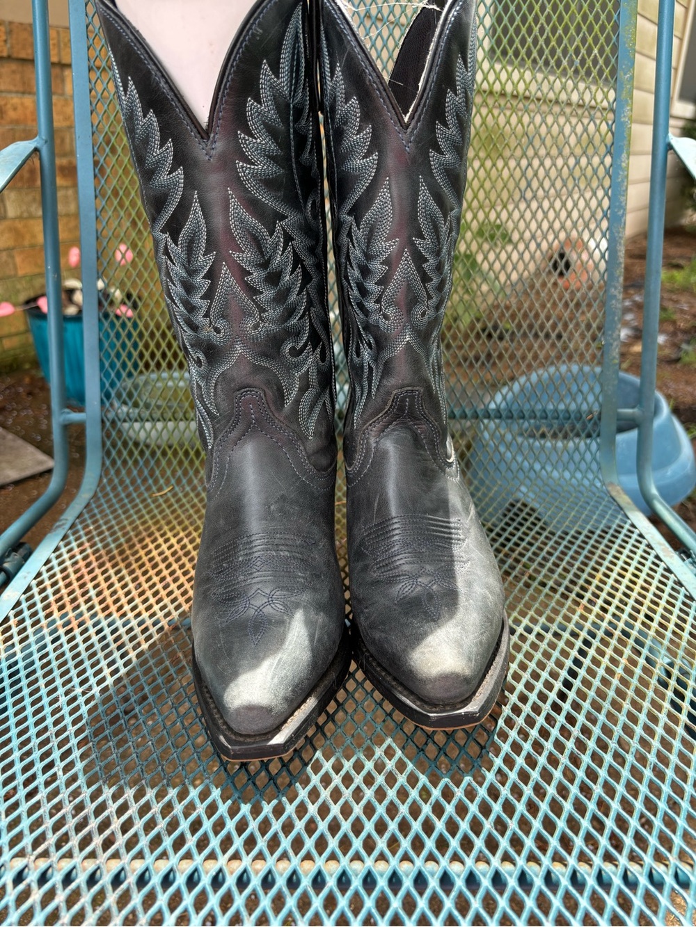 Laredo Black Western Cowboy Boots with Embroidered Shaft without shoe box